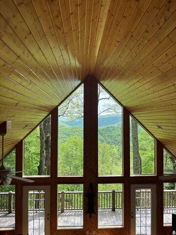 108 Beechwood Road, NANTAHALA, NC 28781