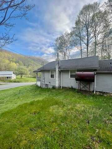 1047 Hares Creek, ROBBINSVILLE, NC 28771