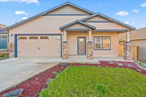 147 NW 31st Street, Redmond, OR 97756