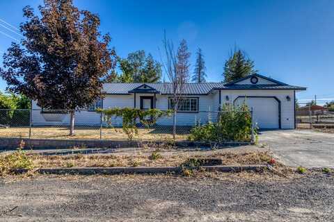 231 SW 6th Street, Metolius, OR 97741