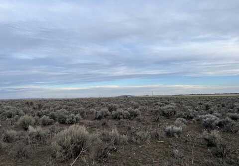 Benjamin Lake Road, Christmas Valley, OR 97641