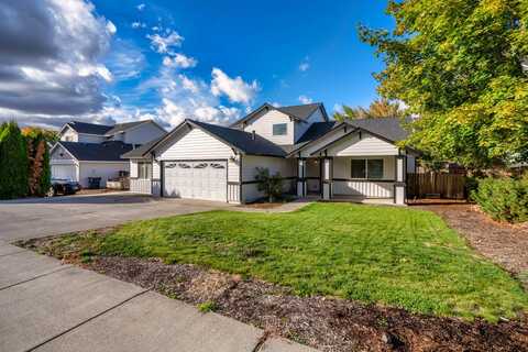 953 NW Poplar Avenue, Redmond, OR 97756