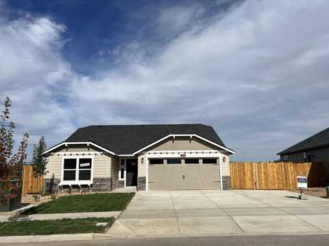 2369 NW Upas Way, Redmond, OR 97756