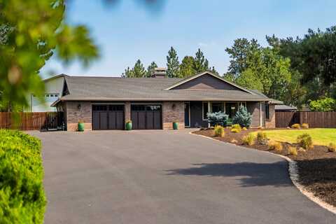 61060 Sky Harbor Drive, Bend, OR 97702