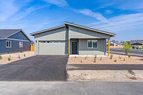 51739 Morning Pine Drive, La Pine, OR 97739