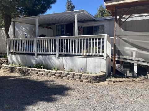 11948 Cedarwood Drive, La Pine, OR 97739