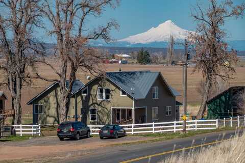 7626 SW Bear Drive, Culver, OR 97734