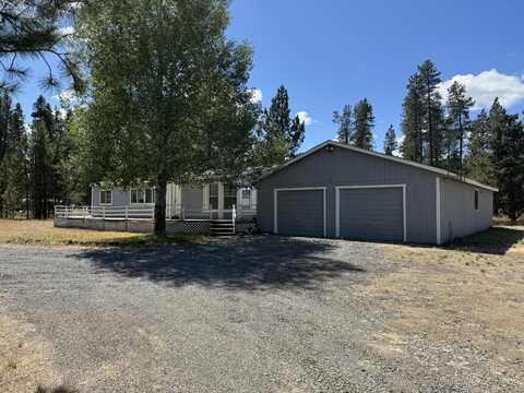 15900 Parkway Drive, La Pine, OR 97739