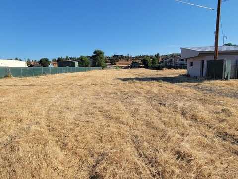 2121 NE 3rd Street, Prineville, OR 97754