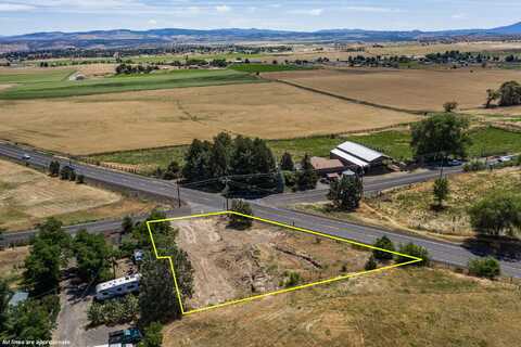 2350 SW Bear Drive, Madras, OR 97741