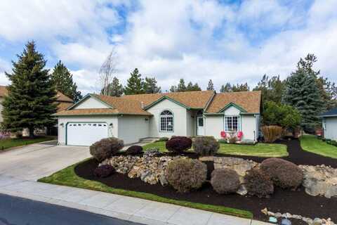 4115 SW Ben Hogan Drive, Redmond, OR 97756