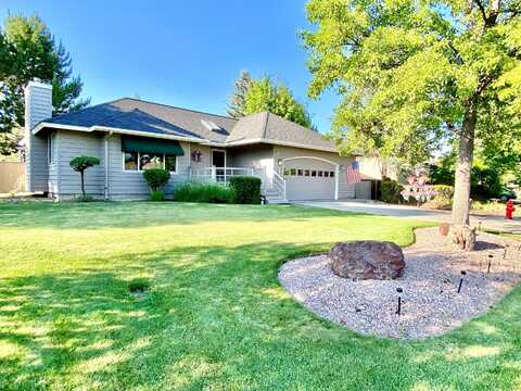 2324 NE Lakeridge Drive, Bend, OR 97701