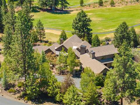 60355 Sunset View Drive, Bend, OR 97702