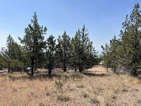 6241 NW Gray Lot 17 Street, Prineville, OR 97754