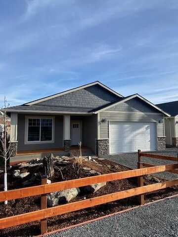 225 N JOHNSON Street, Prairie City, OR 97869