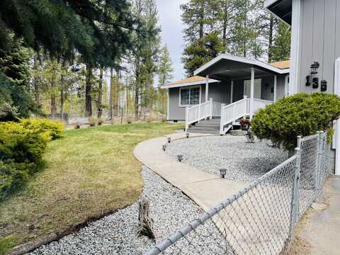 135 Ozmar Lane, Crescent, OR 97733