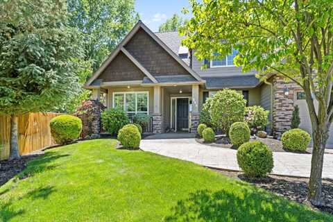 994 SE Briarwood Court, Bend, OR 97702