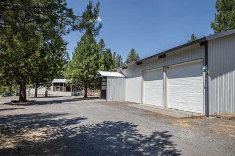 152106 Silver Spur Road, La Pine, OR 97739