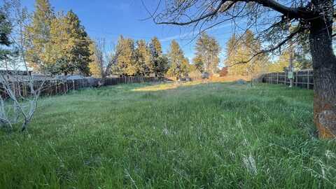 61153 Hamilton Lane, Bend, OR 97702