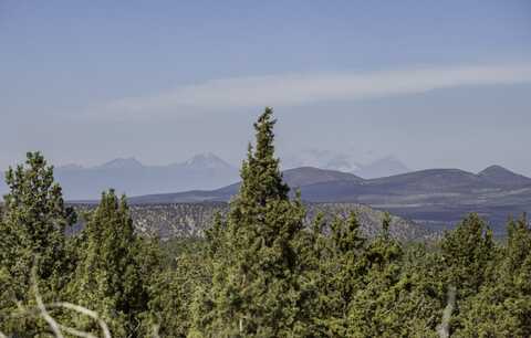 5858 SE Beretta Way, Prineville, OR 97754