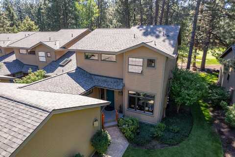 60454 Elkai Woods Drive, Bend, OR 97702