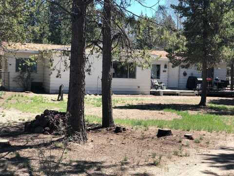 52406 Deer Field Drive, La Pine, OR 97739
