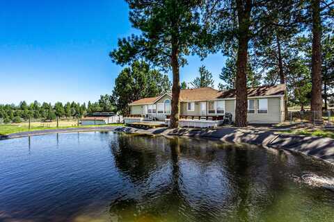 60640 Arnold Market Road, Bend, OR 97702