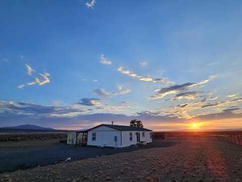 53476 Arrow Gap Road, Silver Lake, OR 97638