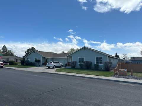 2760 SW Peridot Avenue, Redmond, OR 97756