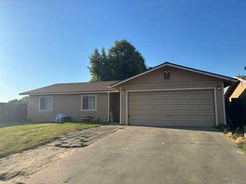 1346 Davis ST, HANFORD, CA 93230