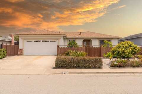 137 Silverwood PL, MARINA, CA 93933