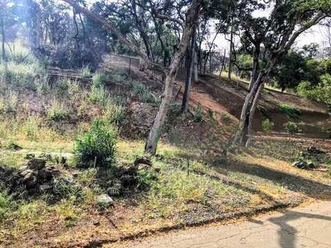 11738 Calaveras DR, CLEARLAKE, CA 95422