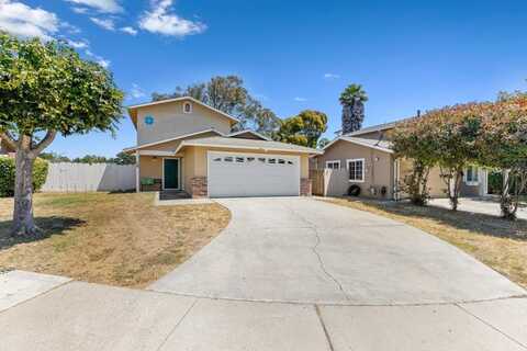 10 Rico CIR, SALINAS, CA 93907