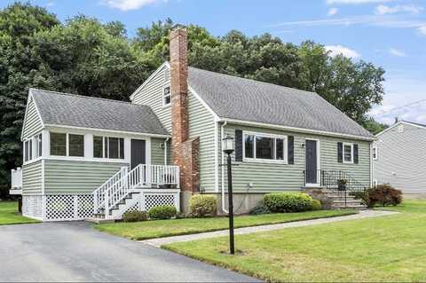 6 Superior Drive, Hudson, MA 01749