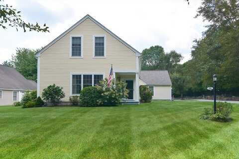 38 Twin Brooks Dr, Easton, MA 02375