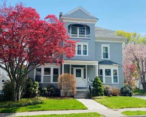 24 Fiske St, Worcester, MA 01602