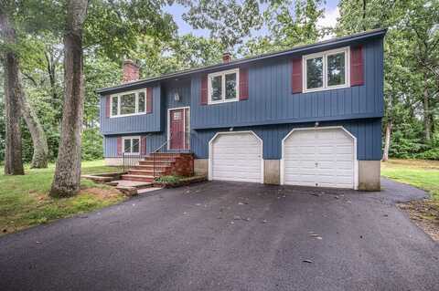 15 Evans Dr, Wilmington, MA 01887