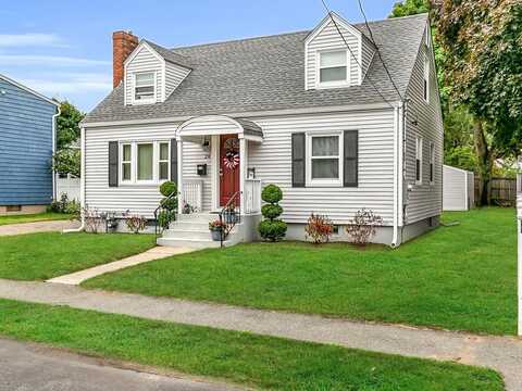 24 Bartholomew Ter, Peabody, MA 01960