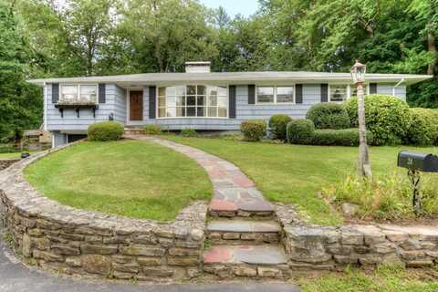 24 Monadnock Drive, Shrewsbury, MA 01545