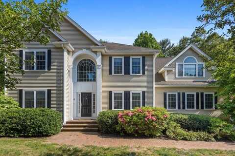 4 Alice Dr, Wayland, MA 01778