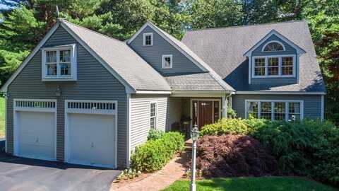 15 Ordway Rd, Hudson, MA 01749