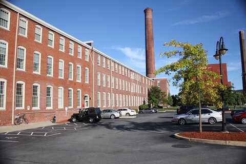 35 Riverwalk Way, Lowell, MA 01854