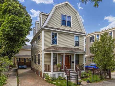 14 Kent Ct, Somerville, MA 02143