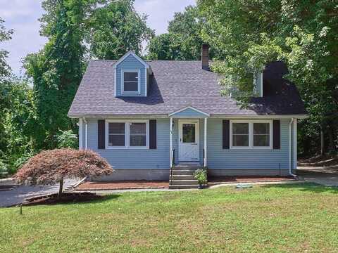 29b Dawson Rd, Worcester, MA 01602