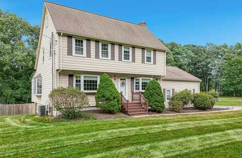 36 Turner St, Norfolk, MA 02056