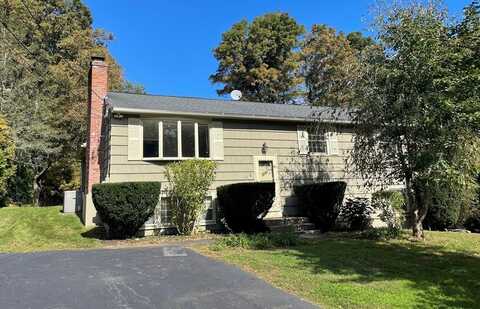 1 Hammond St, Southborough, MA 01772