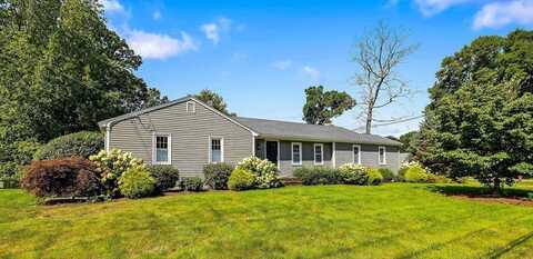 5 Edgewood Dr, North Attleboro, MA 02760