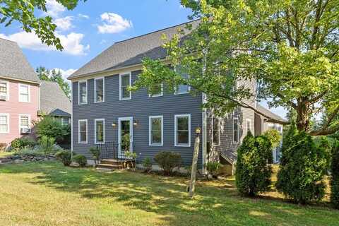 17 Nylander Way, Acton, MA 01720