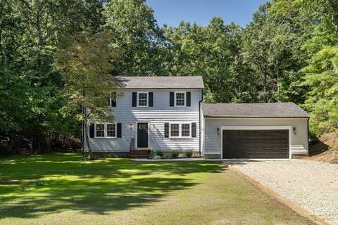 83 Brandeis Circle, Halifax, MA 02338