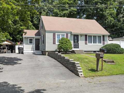 7 Linda Circuit, Grafton, MA 01536